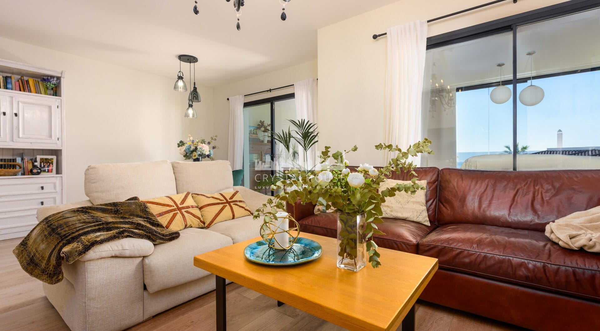 Luxury apartment in Mirador Estepona Hills Phase I, Costa del Sol.