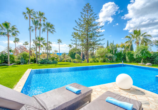 Beautiful, south facing four bedroom Villa located in the sought after area of Hacienda Las Chapas, Marbella
