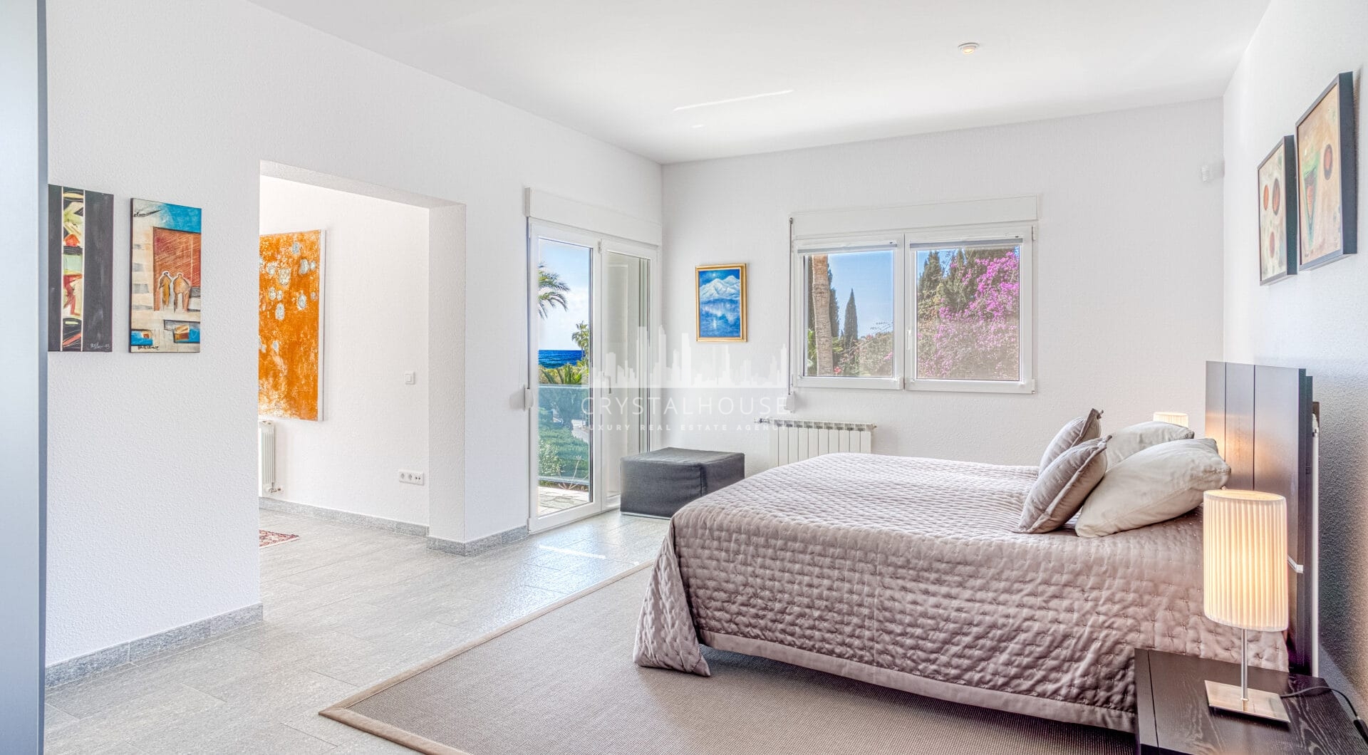Beautiful, south facing four bedroom Villa located in the sought after area of Hacienda Las Chapas, Marbella