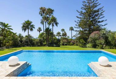 Beautiful, south facing four bedroom Villa located in the sought after area of Hacienda Las Chapas, Marbella