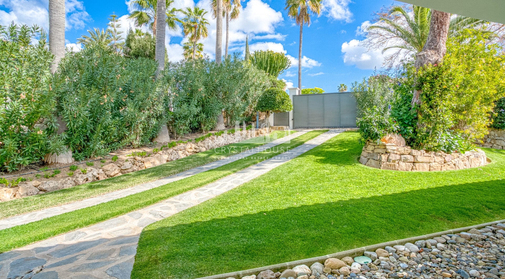 Beautiful, south facing four bedroom Villa located in the sought after area of Hacienda Las Chapas, Marbella