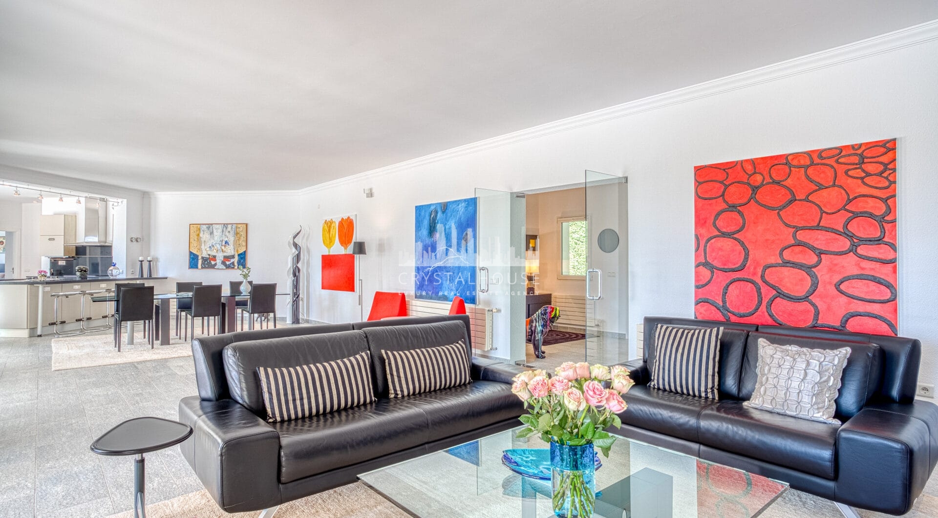 Beautiful, south facing four bedroom Villa located in the sought after area of Hacienda Las Chapas, Marbella