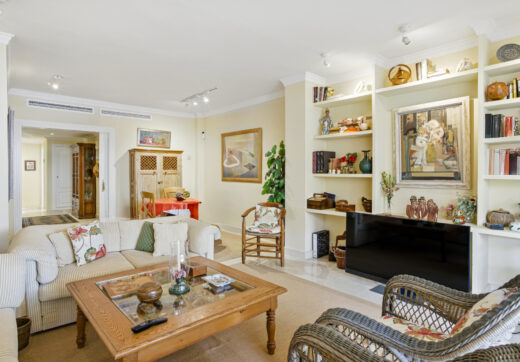 Exclusive Two-Bedroom South-Facing Apartment with Sea Views in La Herradura, Marbella