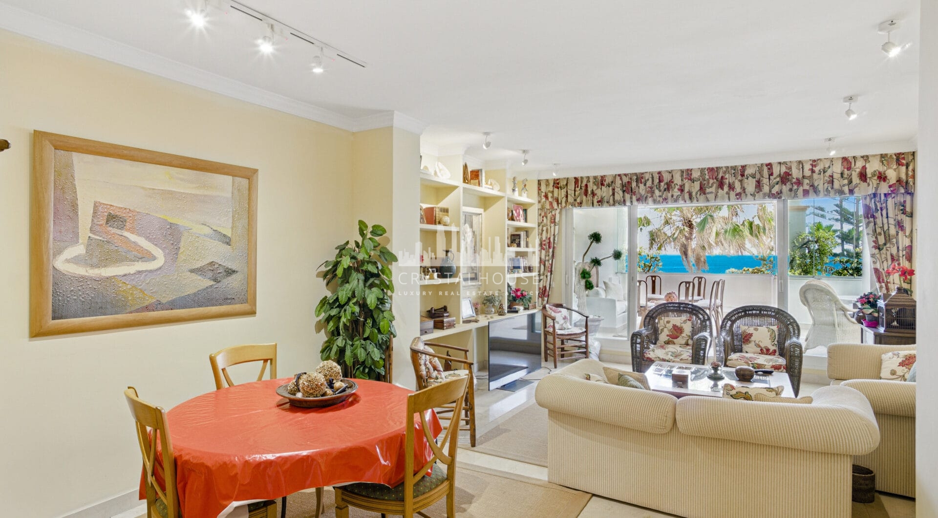Exclusive Two-Bedroom South-Facing Apartment with Sea Views in La Herradura, Marbella