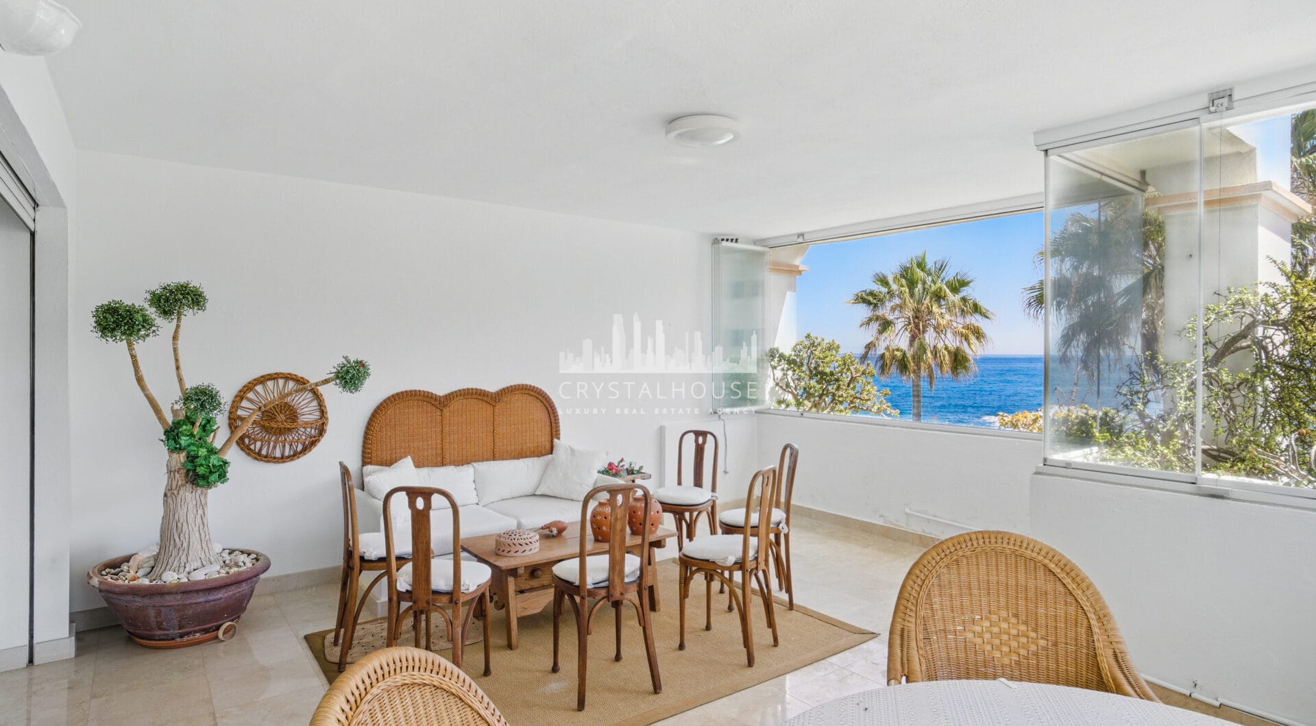 Exclusive Two-Bedroom South-Facing Apartment with Sea Views in La Herradura, Marbella
