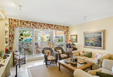 Exclusive Two-Bedroom South-Facing Apartment with Sea Views in La Herradura, Marbella