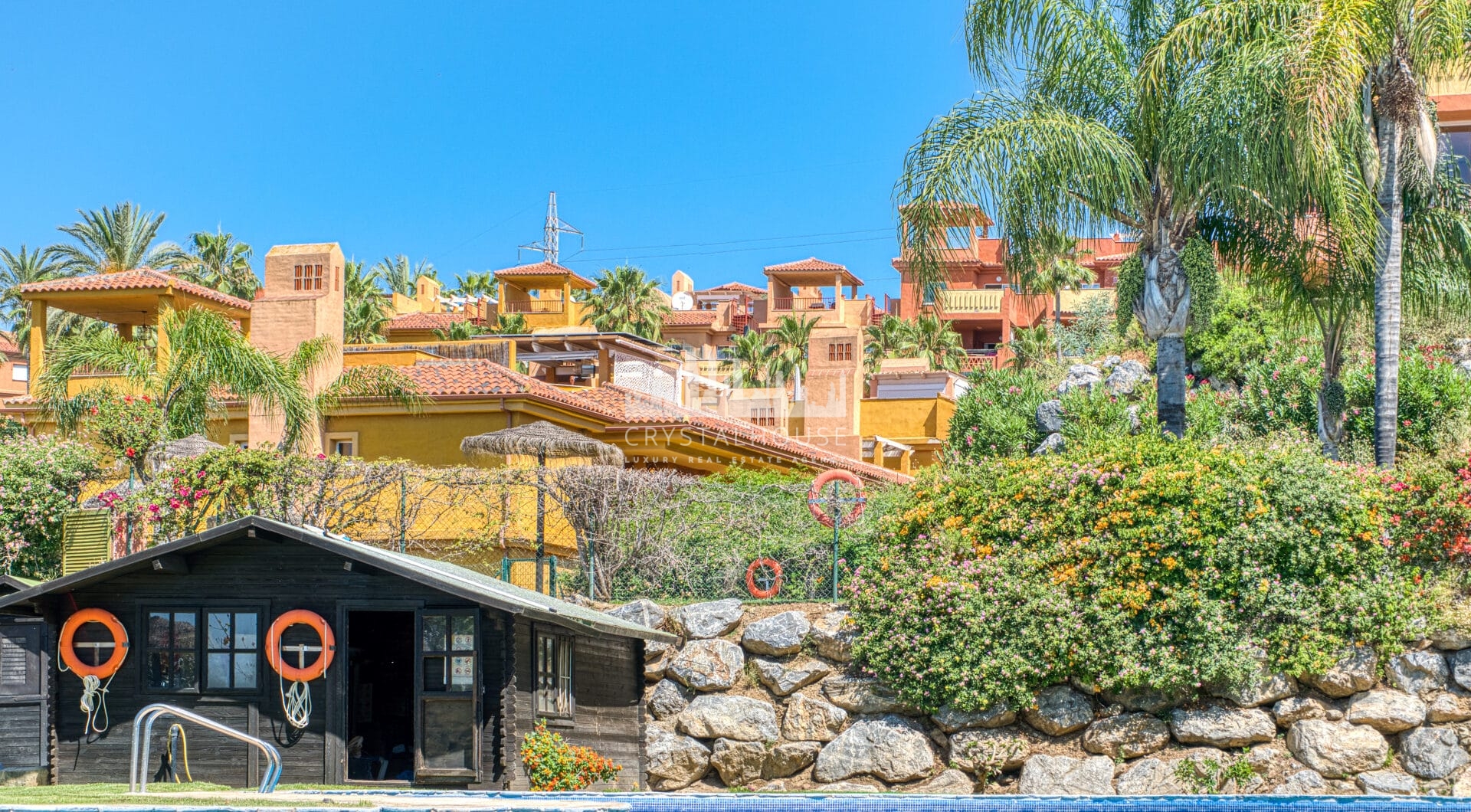 Lovely two bedroom, south west facing apartment in La Reserva de Marbella; with sea views