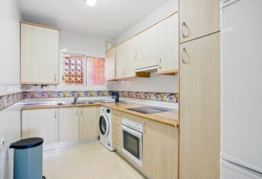 Lovely two bedroom, south west facing apartment in La Reserva de Marbella; with sea views