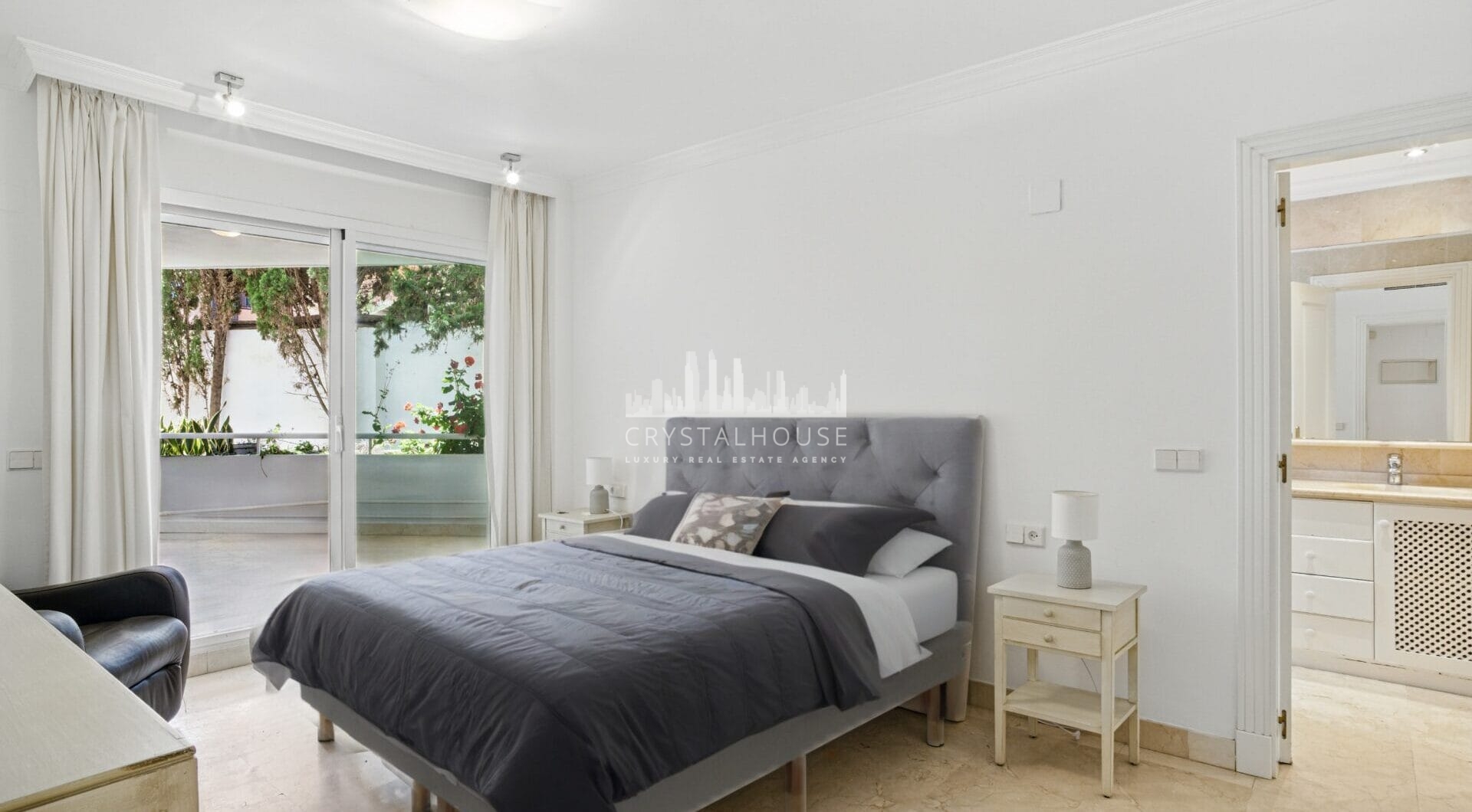 Spacious Three Bedroom, South-Facing Ground Floor Apartment in La Herradura, Marbella