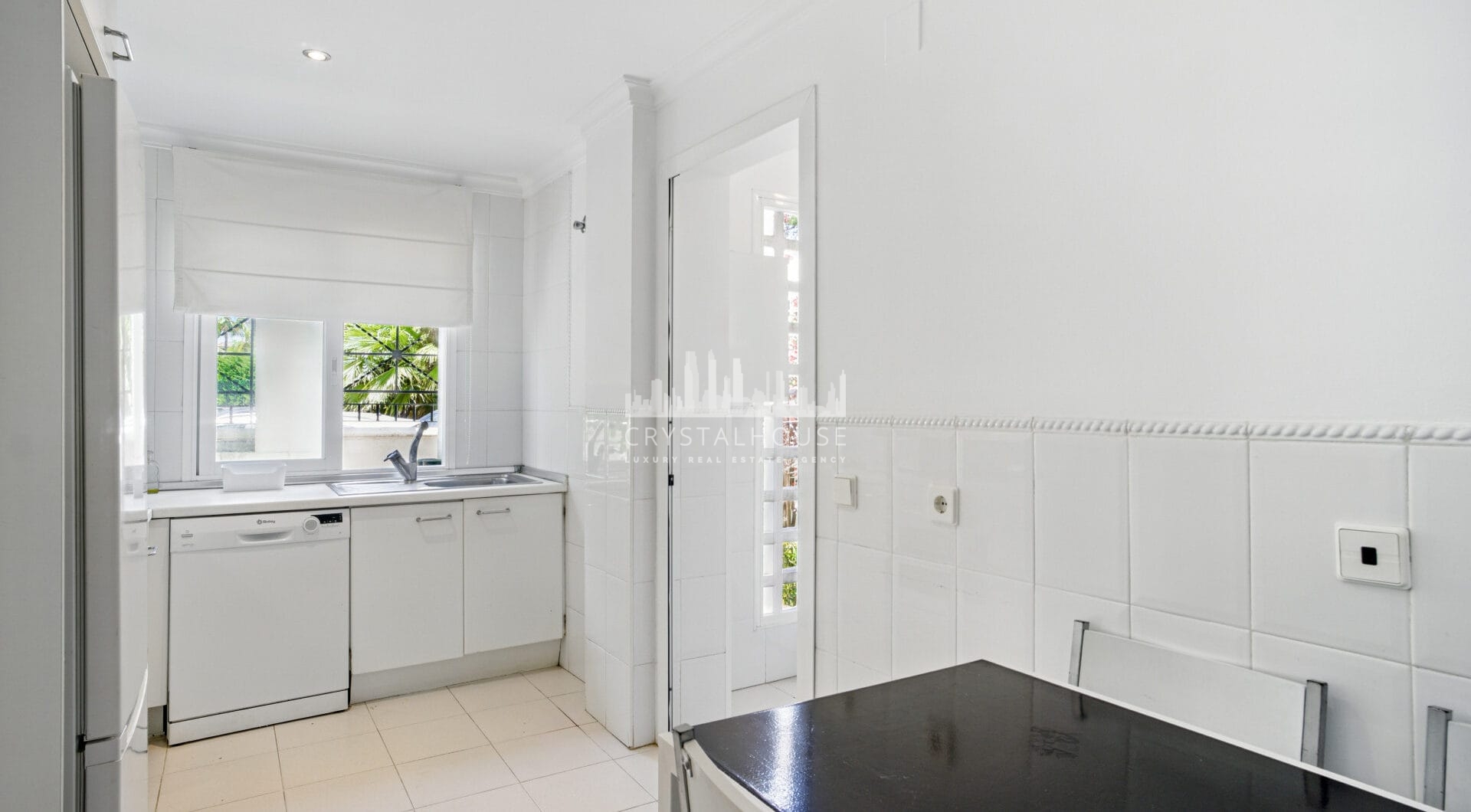 Spacious Three Bedroom, South-Facing Ground Floor Apartment in La Herradura, Marbella