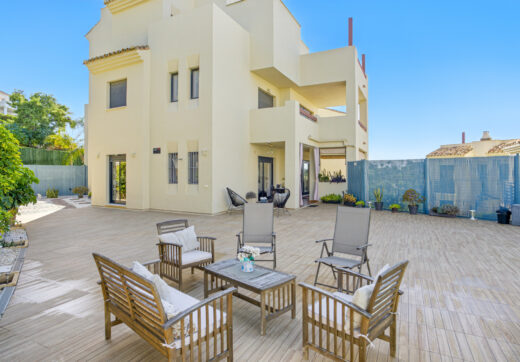 Spacious three bedroom, south west facing apartment in the gated community Ribera Luar, Estepona with large private garden