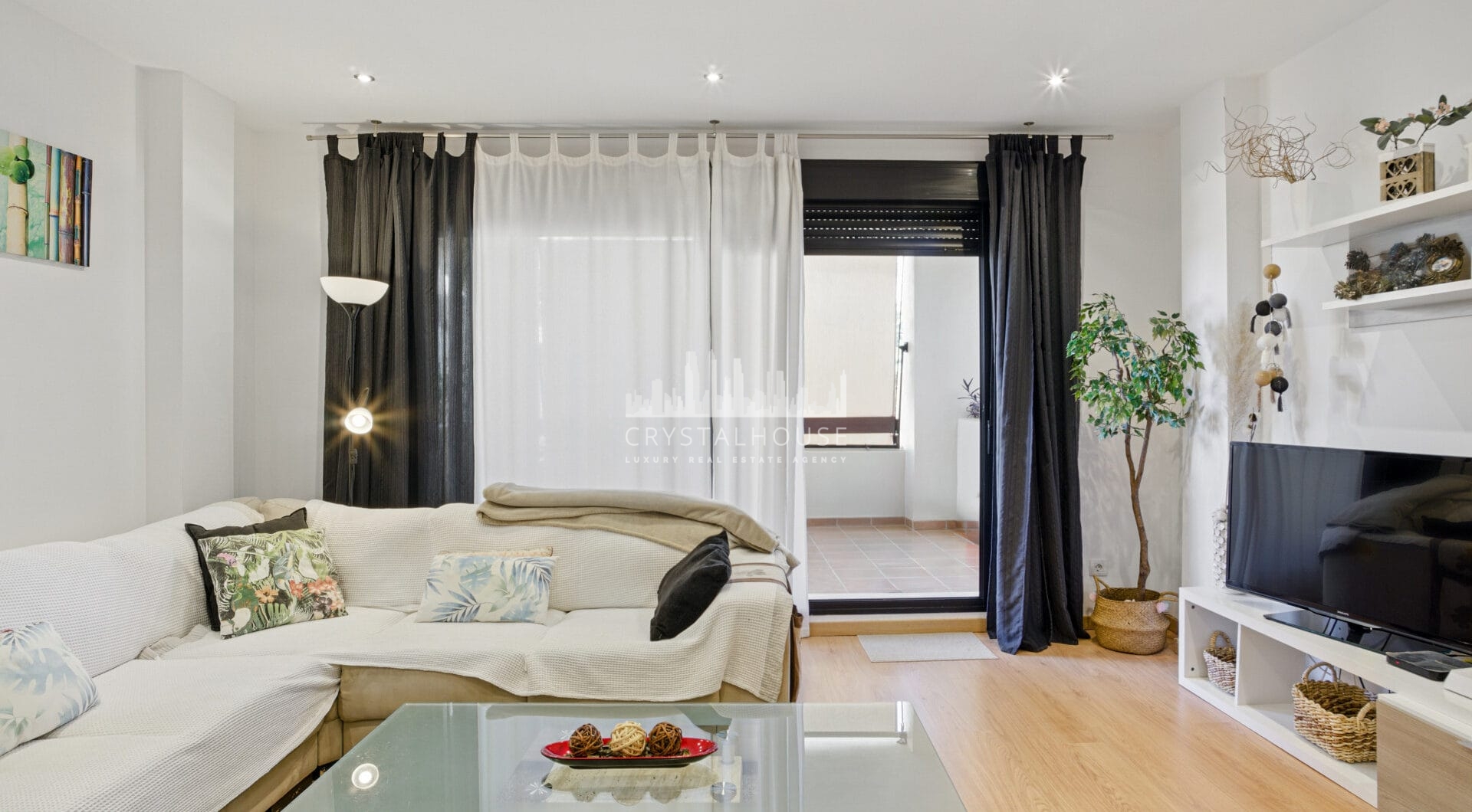 Spacious three bedroom, south west facing apartment in the gated community Ribera Luar, Estepona with large private garden