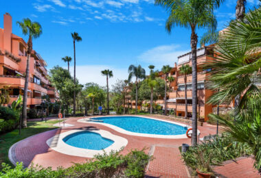 Lovely three bedroom apartment located in the heart of the Golden Mile of Marbella, Costa Nagüeles III