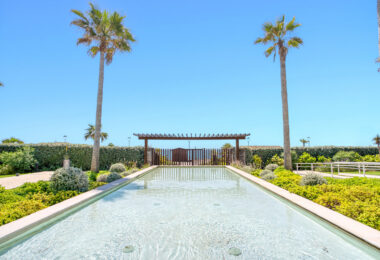Luxurious four-bedroom duplex penthouse located in a beachfront community on Marbella’s prestigious New Golden Mile with sea views
