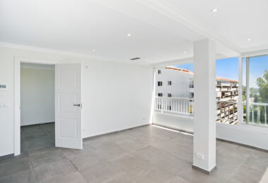 Fully Renovated, One Bedroom Apartment in Río Verde, On Marbella´s prestigious Golden Mile