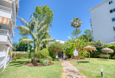 Fully Renovated, One Bedroom Apartment in Río Verde, On Marbella´s prestigious Golden Mile