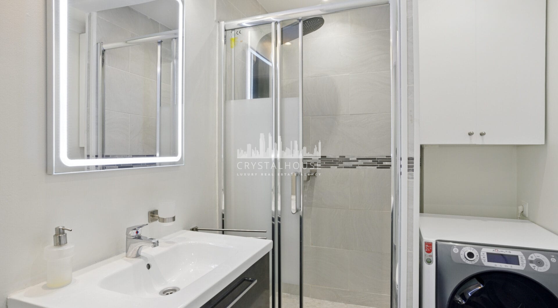 Fully Renovated, One Bedroom Apartment in Río Verde, On Marbella´s prestigious Golden Mile