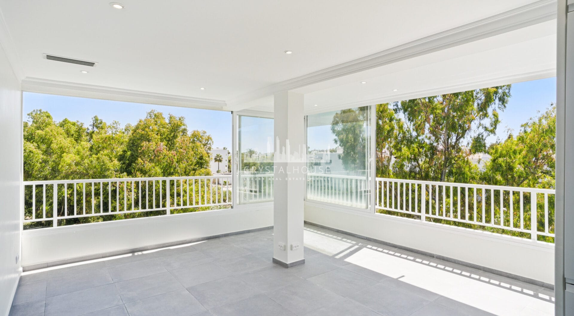 Fully Renovated, One Bedroom Apartment in Río Verde, On Marbella´s prestigious Golden Mile