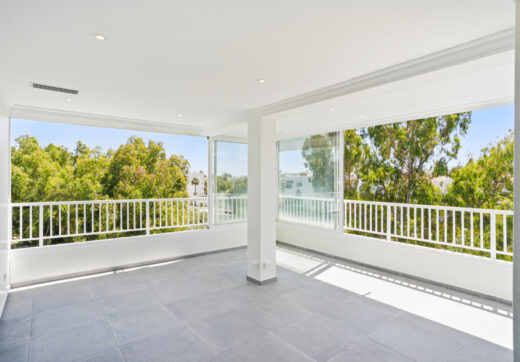 Fully Renovated, One Bedroom Apartment in Río Verde, On Marbella´s prestigious Golden Mile