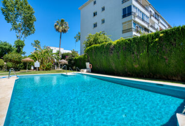 Fully Renovated, One Bedroom Apartment in Río Verde, On Marbella´s prestigious Golden Mile