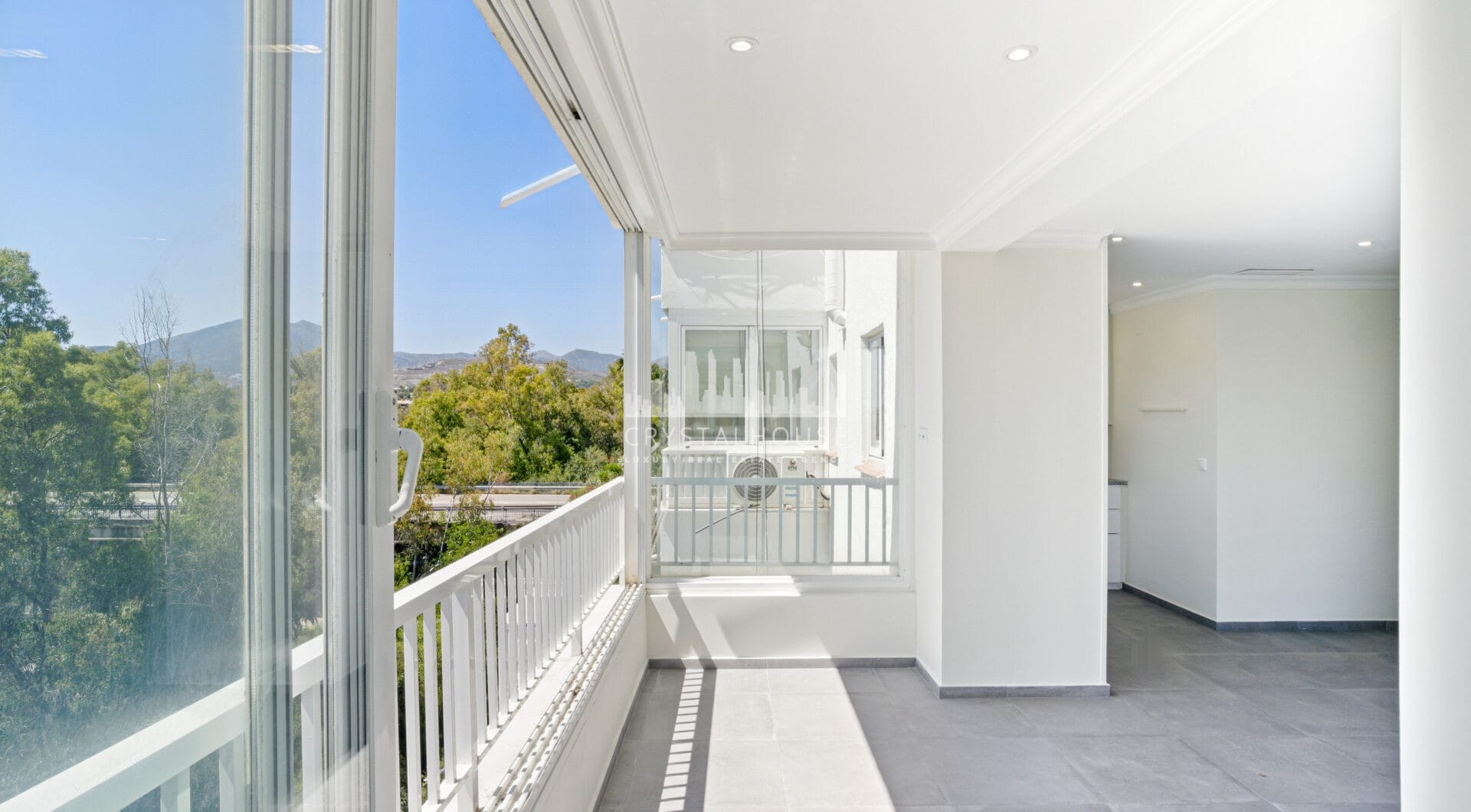 Fully Renovated, One Bedroom Apartment in Río Verde, On Marbella´s prestigious Golden Mile