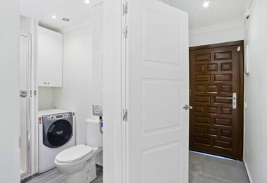 Fully Renovated, One Bedroom Apartment in Río Verde, On Marbella´s prestigious Golden Mile