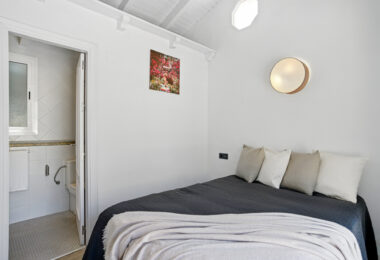 Modern, south facing six bedroom villa with sea views located in Nueva Andalucia, Marbella