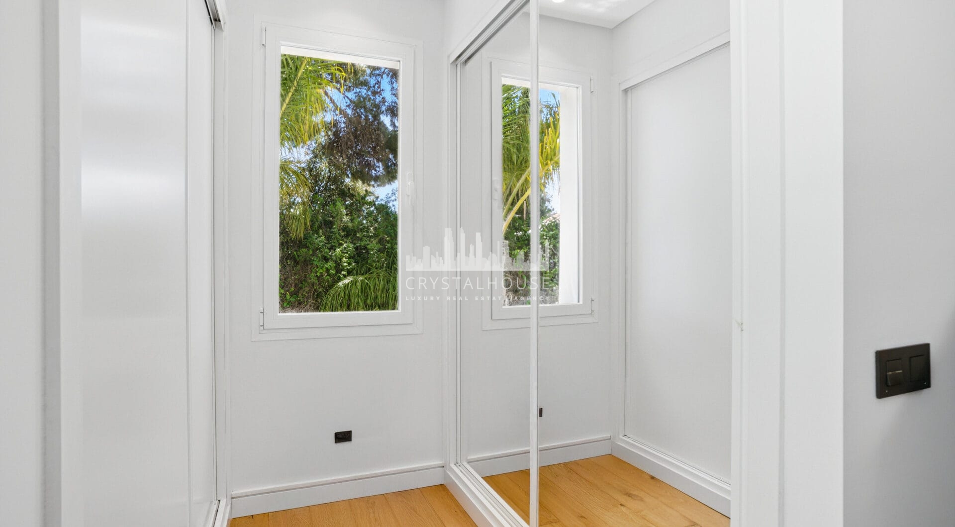Modern, south facing six bedroom villa with sea views located in Nueva Andalucia, Marbella