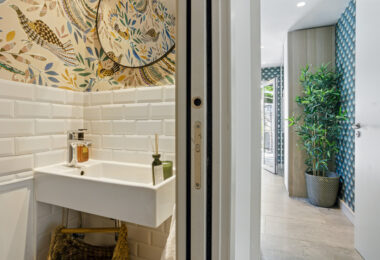 Modern, south facing six bedroom villa with sea views located in Nueva Andalucia, Marbella