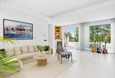 Modern, south facing six bedroom villa with sea views located in Nueva Andalucia, Marbella