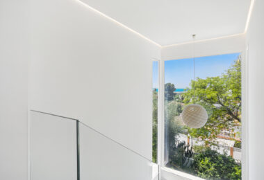 Modern, south facing six bedroom villa with sea views located in Nueva Andalucia, Marbella
