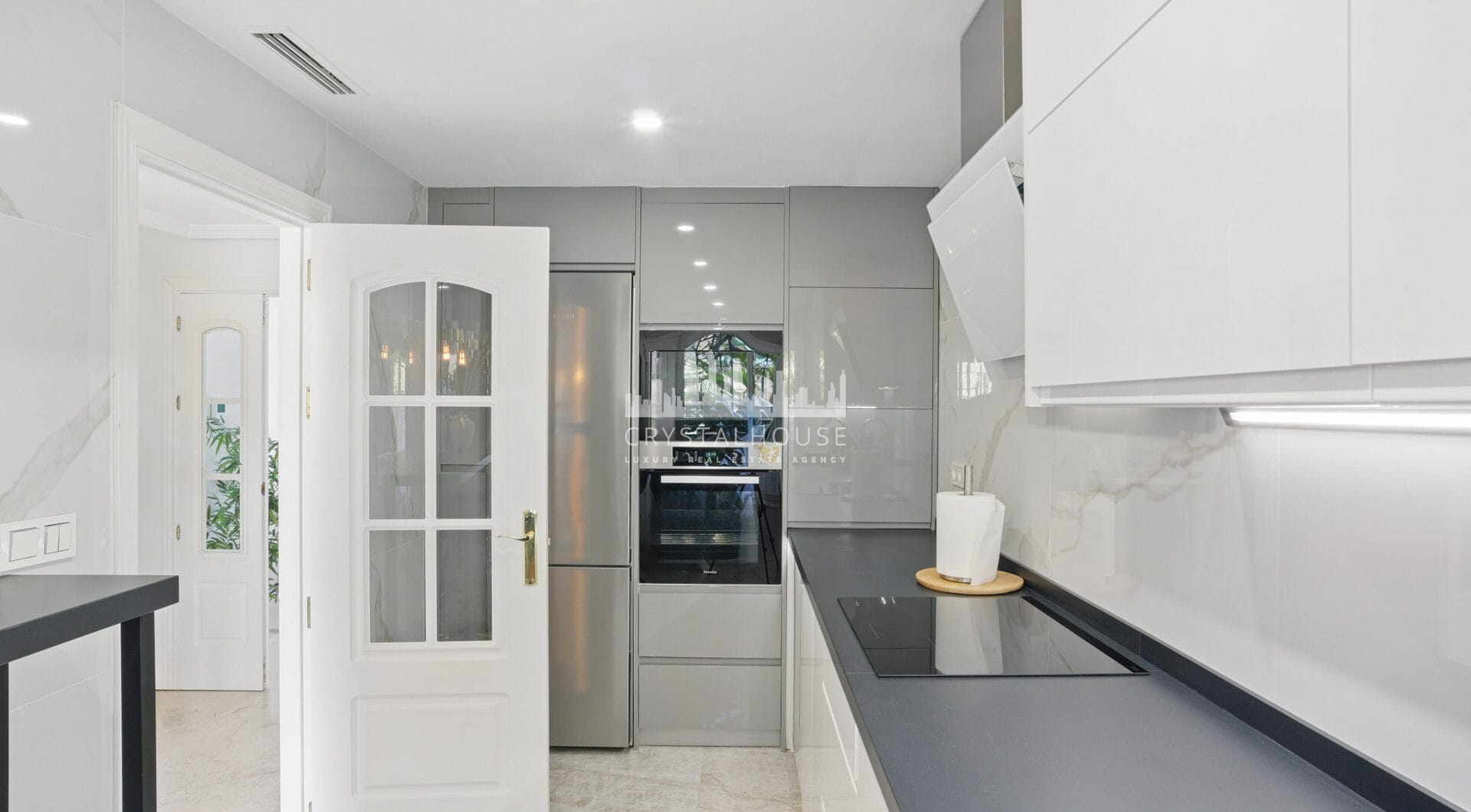 Four bedroom beautifully reformed south facing townhouse in a gated residential community in Calahonda