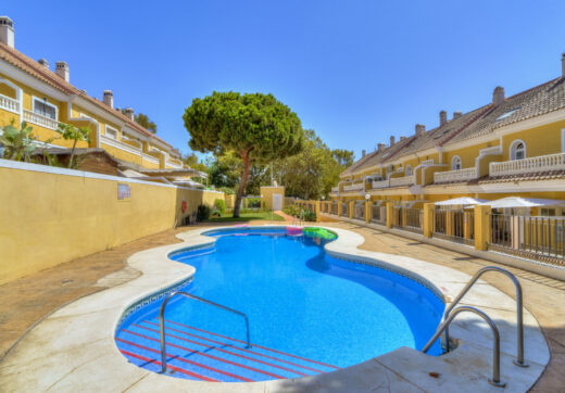Four bedroom beautifully reformed south facing townhouse in a gated residential community in Calahonda