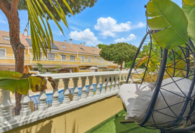 Four bedroom beautifully reformed south facing townhouse in a gated residential community in Calahonda