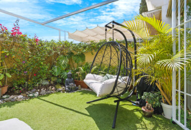 Four bedroom beautifully reformed south facing townhouse in a gated residential community in Calahonda