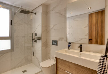 Stylish, three bedroom apartment located in a newly built gated community of San Pedro playa