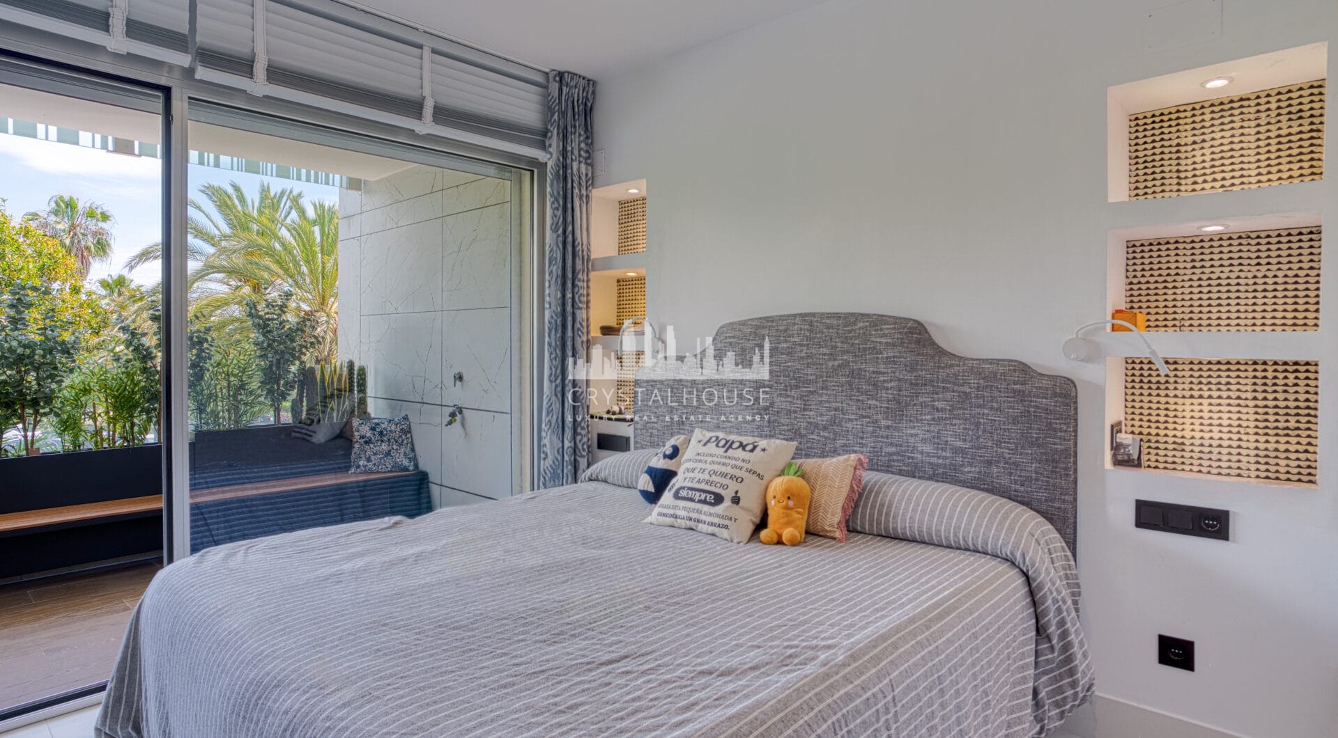 Stylish, three bedroom apartment located in a newly built gated community of San Pedro playa