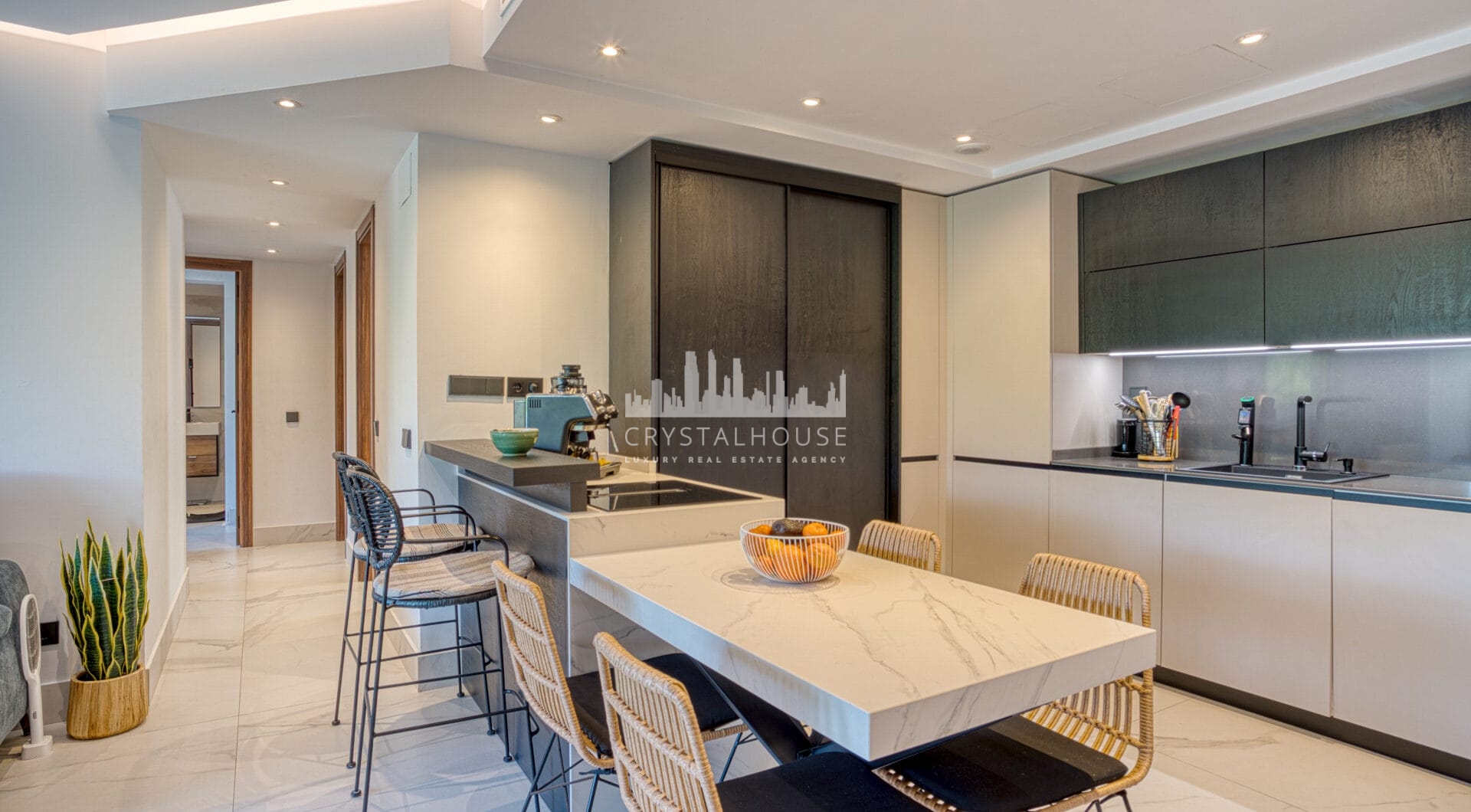 Stylish, three bedroom apartment located in a newly built gated community of San Pedro playa