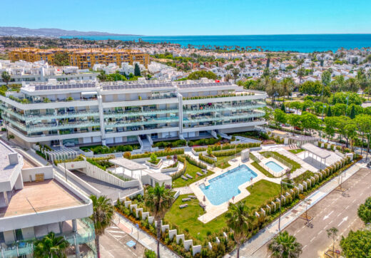 Stylish, three bedroom apartment located in a newly built gated community of San Pedro playa