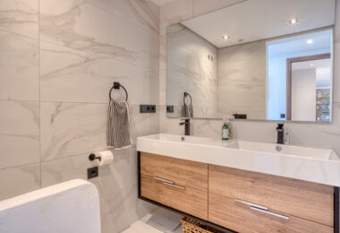 Stylish, three bedroom apartment located in a newly built gated community of San Pedro playa