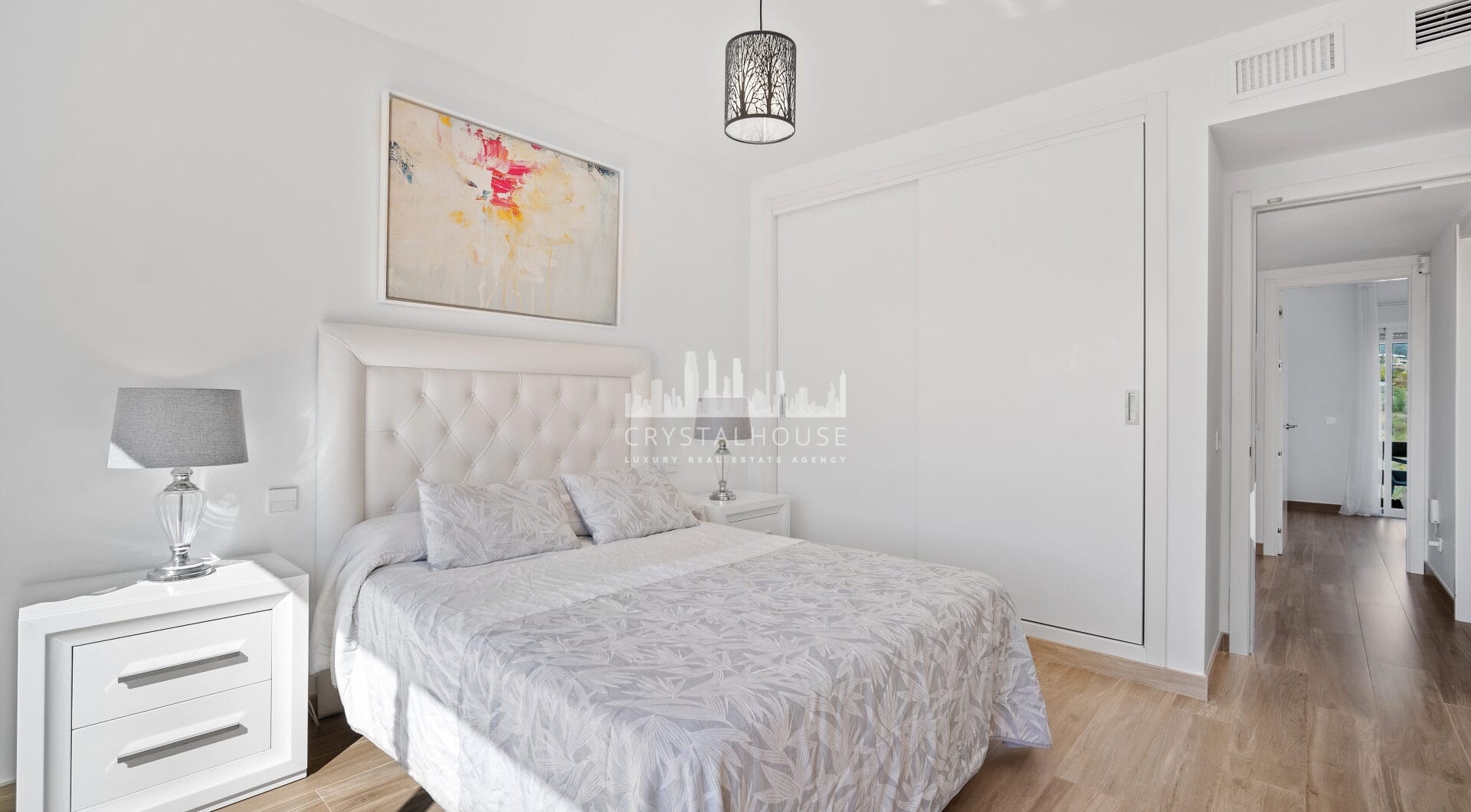 Superb three bedroom, south facing townhouse in Paraiso Bellevue, in El Paraiso on the New Golden Mile
