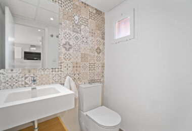 Superb three bedroom, south facing townhouse in Paraiso Bellevue, in El Paraiso on the New Golden Mile
