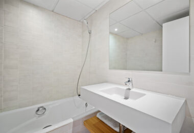 Superb three bedroom, south facing townhouse in Paraiso Bellevue, in El Paraiso on the New Golden Mile