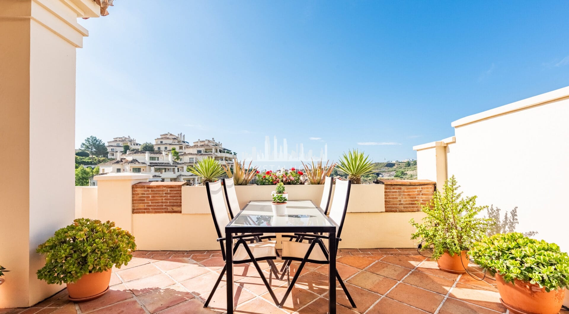 Beautiful Apartment in Capanes del Golf – A Lifestyle of Comfort and Prestige