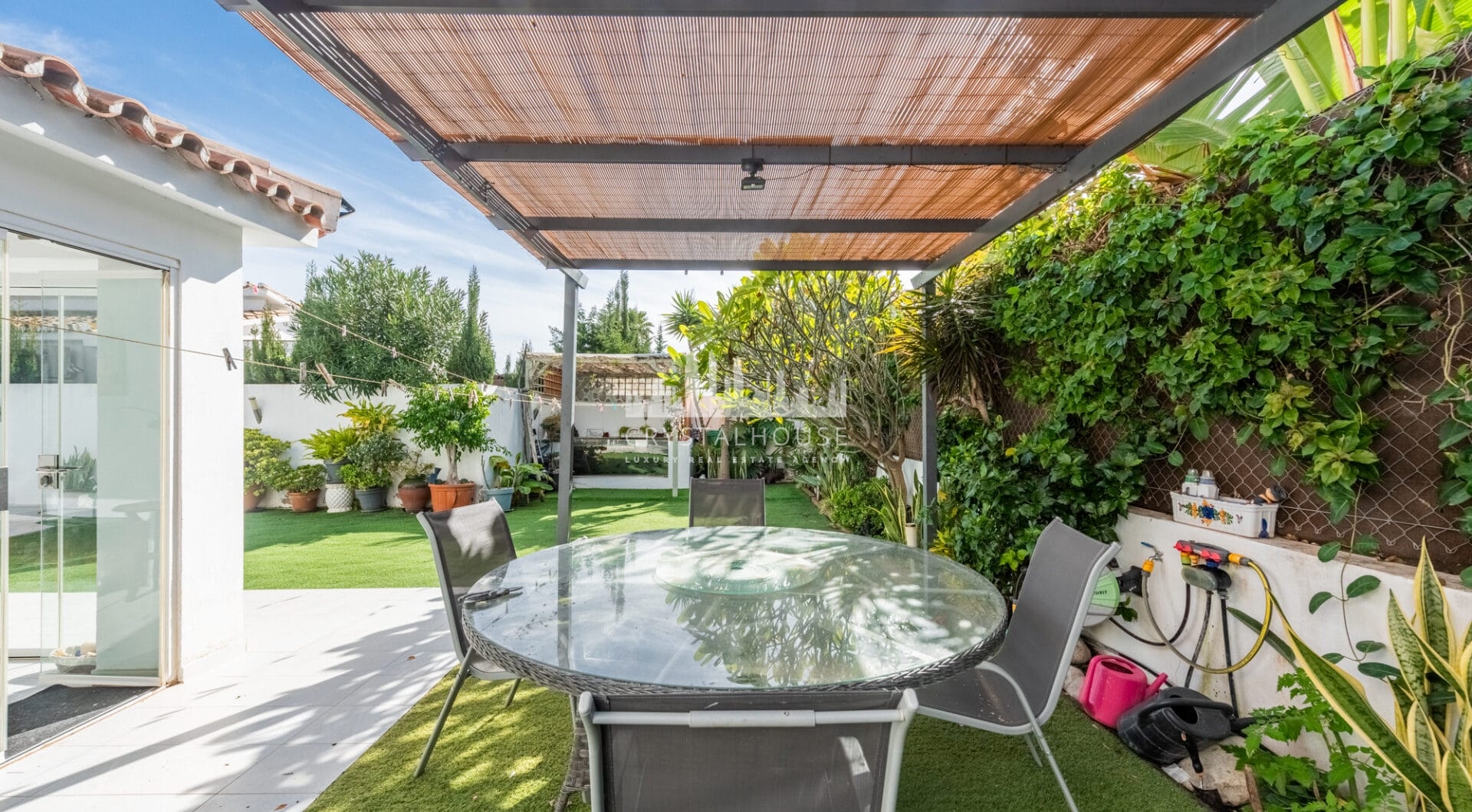 Modern Beachside Villa with Sea Views – New Golden Mile, Estepona