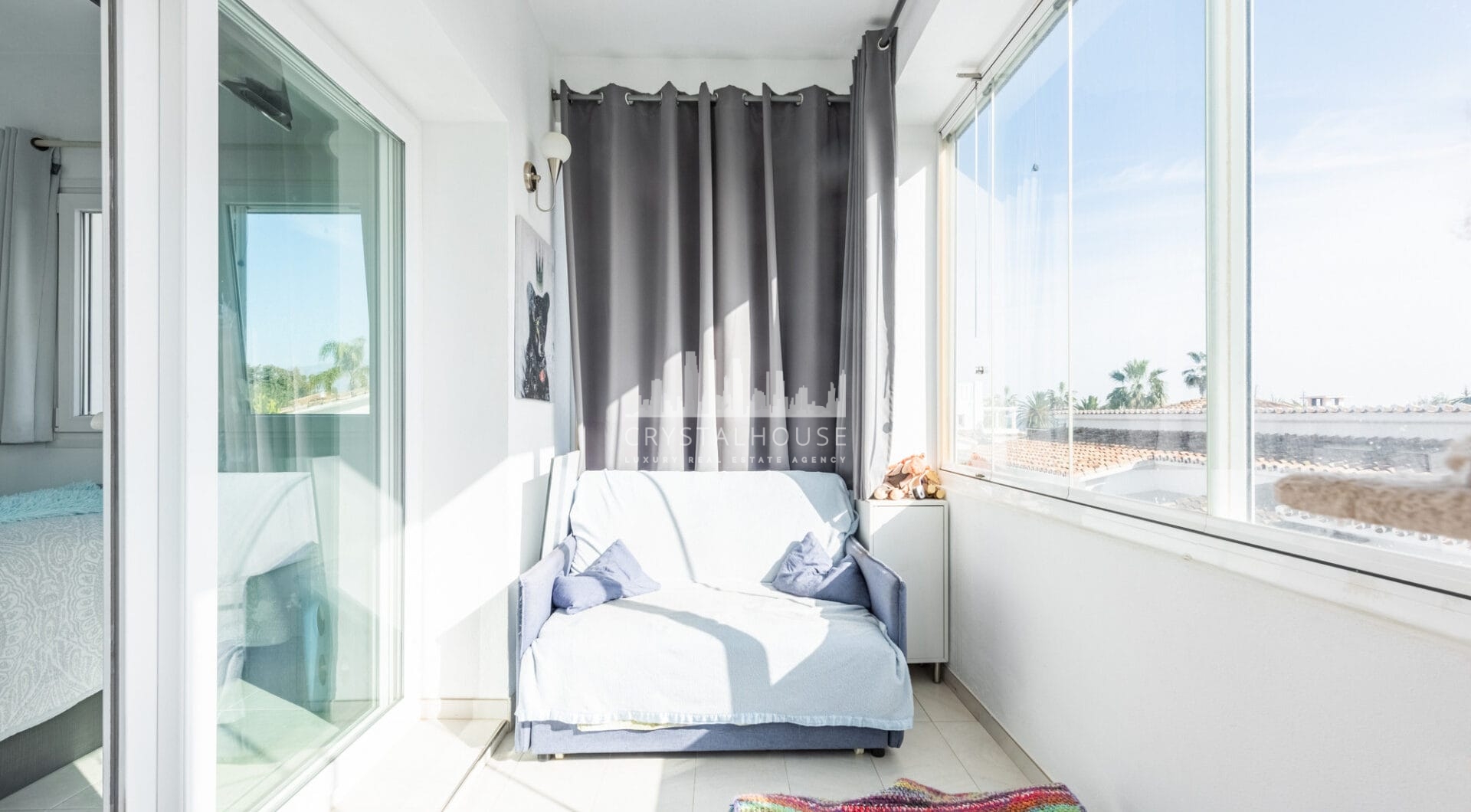 Modern Beachside Villa with Sea Views – New Golden Mile, Estepona