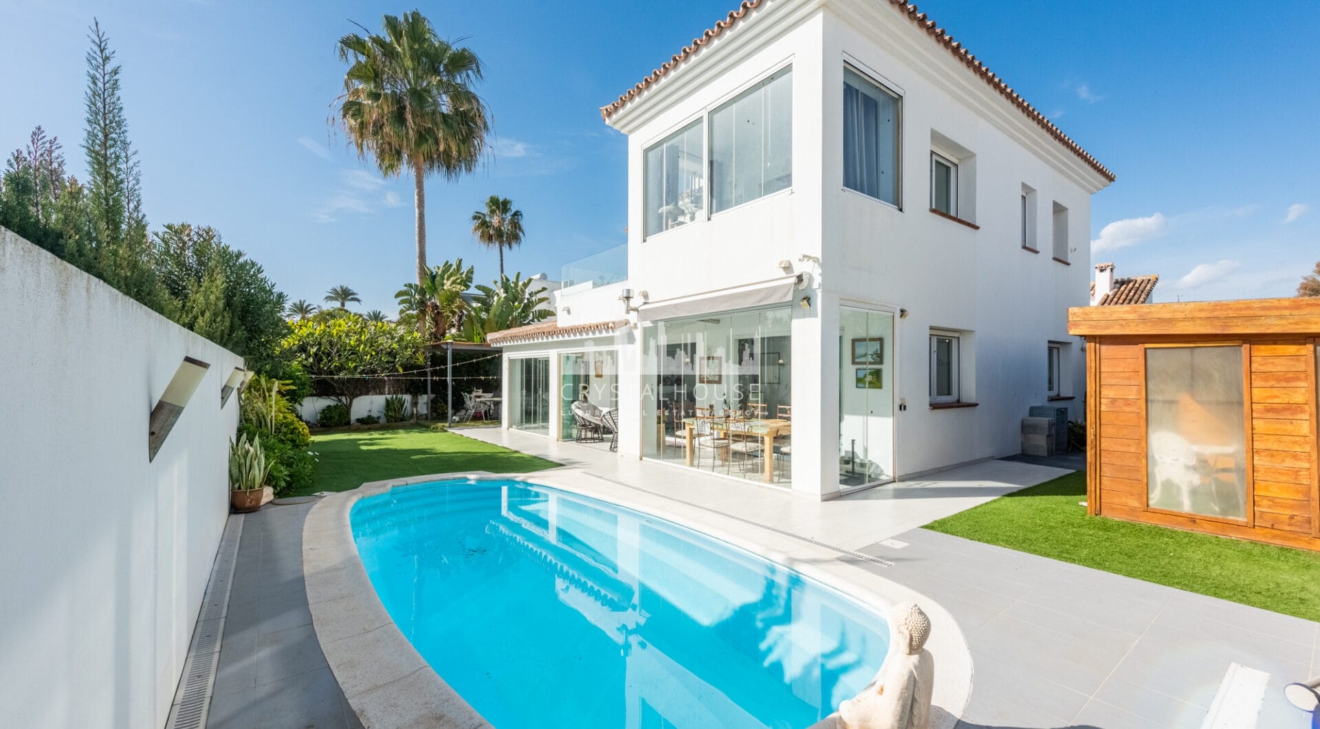 Modern Beachside Villa with Sea Views – New Golden Mile, Estepona