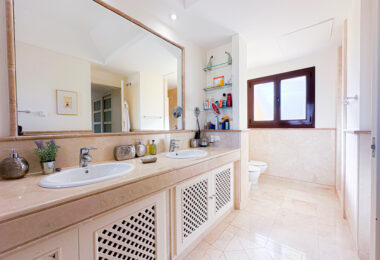 Duplex Penthouse for Sale in Valgrande, Sotogrande – South-East Facing with Large Terraces and Maximum Privacy