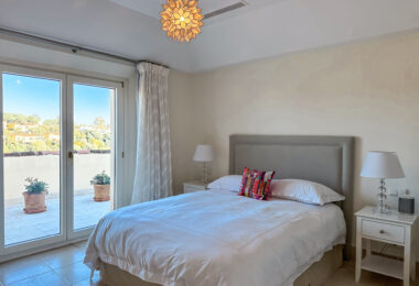 Duplex Penthouse for Sale in Valgrande, Sotogrande – South-East Facing with Large Terraces and Maximum Privacy