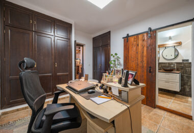 Lovely family country property in Pizarra